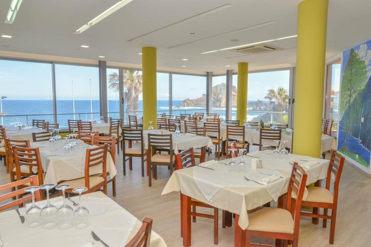 Hotel Salgueiro Porto Moniz Exterior photo
